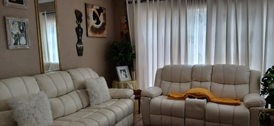 3 Bedroom Property for Sale in Oudorp North West